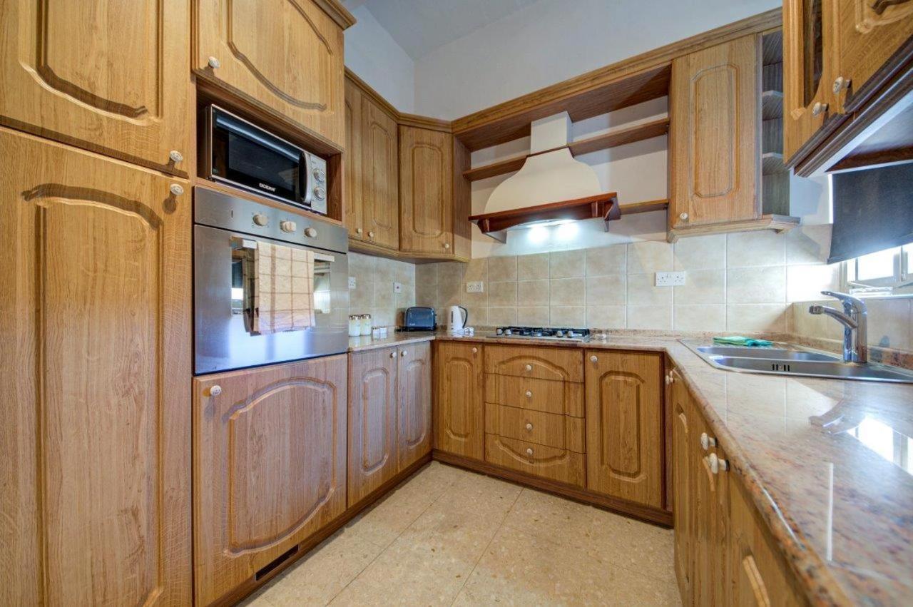 Valletta 2 Bedroom Sleeps 6 Apartment Walking Distance To Centre And The Sea Exterior photo