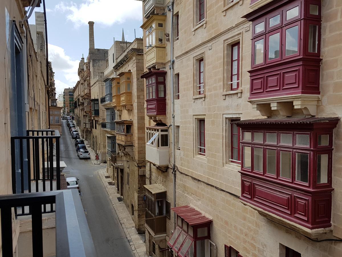 Valletta 2 Bedroom Sleeps 6 Apartment Walking Distance To Centre And The Sea Exterior photo